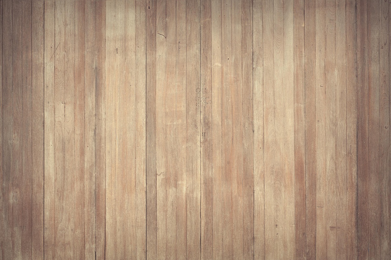 Kleine keuken met stijlvol terrazzo aanrechtblad.